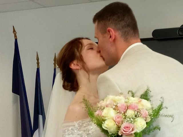 Le mariage de Gabriel et Emy à Smarves, Vienne 5