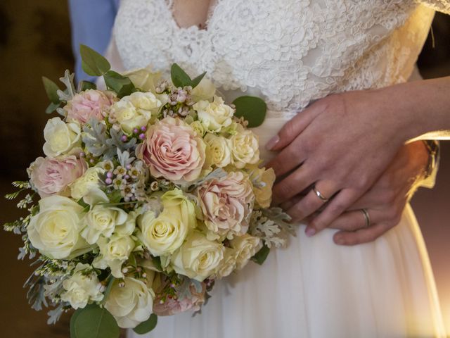 Le mariage de Mathilde et Hugues à Mailly-Champagne, Marne 1