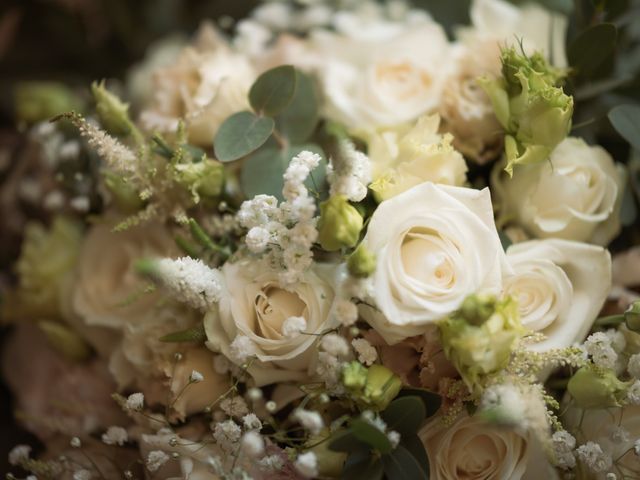 Le mariage de Josh et Jess à Lusignan, Vienne 9