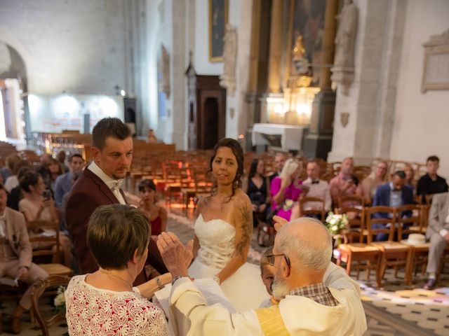 Le mariage de Thibeault et Nadia à Die, Drôme 40