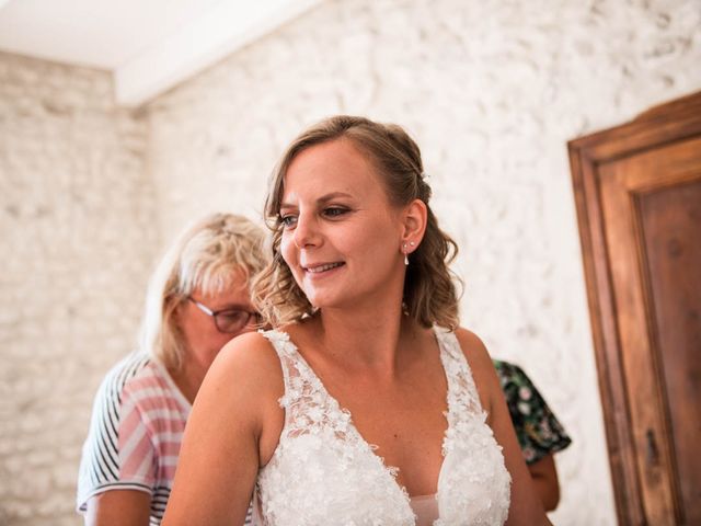 Le mariage de Julien et Marion à Breuillet, Charente Maritime 17