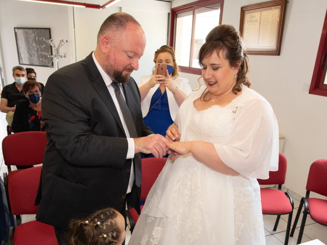 Le mariage de Xavier et Aurélie à Agen-d&apos;Aveyron, Aveyron 18