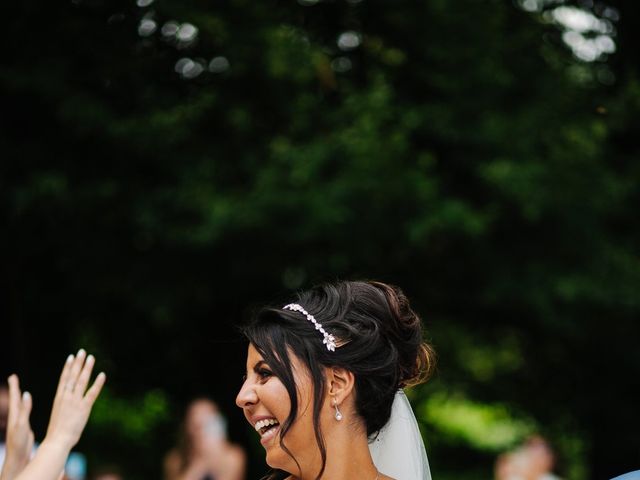 Le mariage de Romain et Soukeina à Vonnas, Ain 7