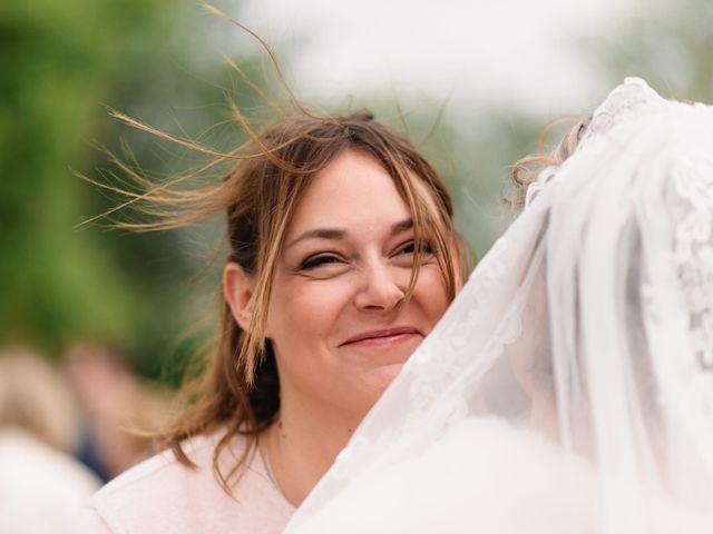 Le mariage de Adrien et Emilie à Aubais, Gard 13