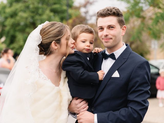 Le mariage de Adrien et Emilie à Aubais, Gard 31