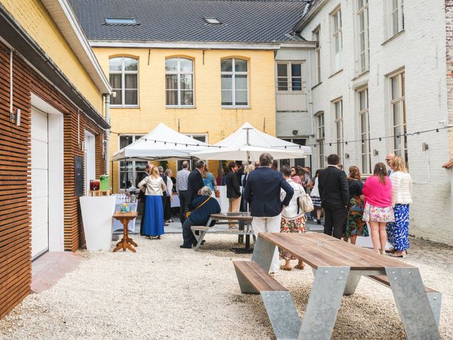 Le mariage de Jérome et Emilie à Poperinge, Hainaut 18