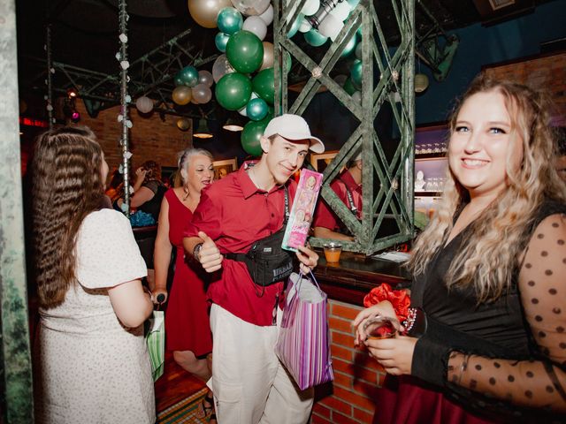 Le mariage de Cédric et Sabrina à La Bourboule, Puy-de-Dôme 44