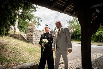 Le mariage de Pedro et Anne-Sophie à Lons-le-Saunier, Jura 2