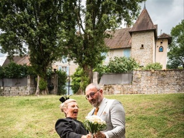 Le mariage de Pedro et Anne-Sophie à Lons-le-Saunier, Jura 27