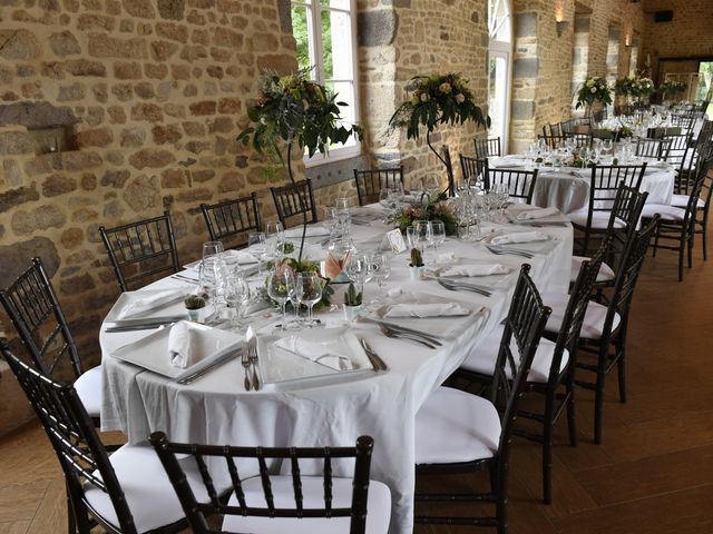 Le mariage de Emmanuel  et Nadine  à La Lucerne-d&apos;Outremer, Manche 9