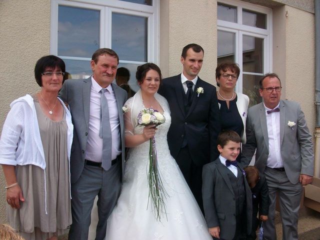 Le mariage de Yohan  et Sandra à Saint-Georges-de-Bohon, Manche 84