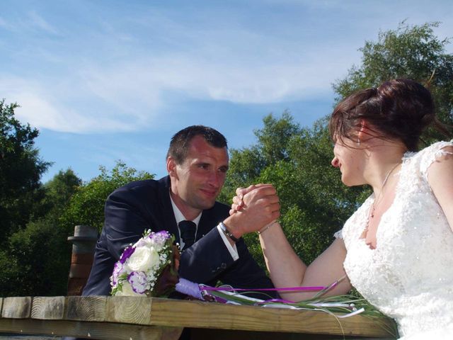 Le mariage de Yohan  et Sandra à Saint-Georges-de-Bohon, Manche 123