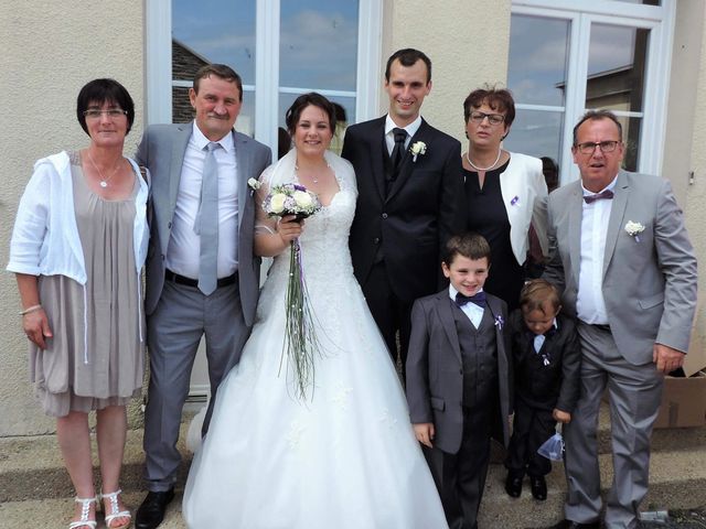 Le mariage de Yohan  et Sandra à Saint-Georges-de-Bohon, Manche 136