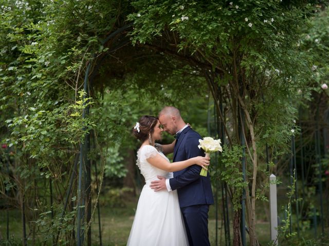 Le mariage de Franck et Lindsay à Hermeray, Yvelines 75