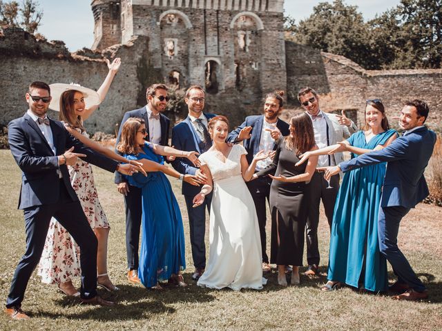 Le mariage de Etienne et Marie-Henriette à Le Plessis-Macé, Maine et Loire 13