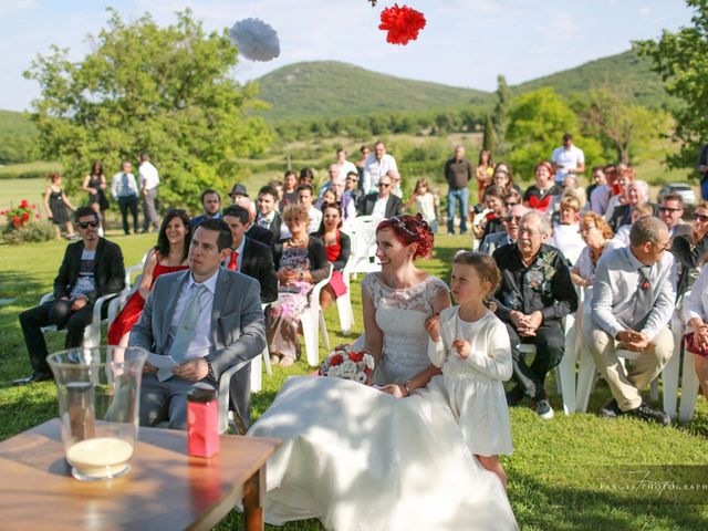 Le mariage de Gaétan et Chloé à Saint-Maximin-la-Sainte-Baume, Var 17