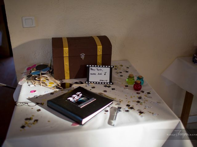 Le mariage de Gaétan et Chloé à Saint-Maximin-la-Sainte-Baume, Var 23