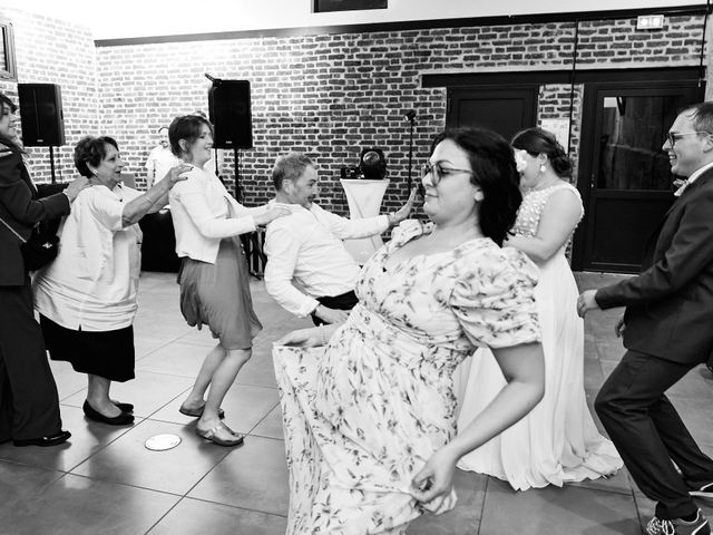 Le mariage de Adrien et Marion à Hodent, Val-d&apos;Oise 61