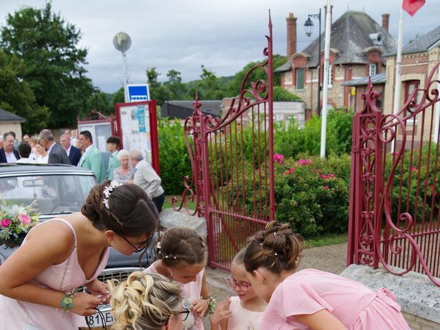 Le mariage de Thomas et Laurianne à La Croix-Saint-Leufroy, Eure 15