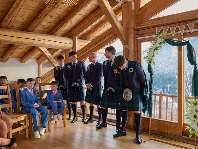 Le mariage de Dominic et Chloe à Bourg-Saint-Maurice, Savoie 8
