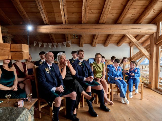 Le mariage de Dominic et Chloe à Bourg-Saint-Maurice, Savoie 12