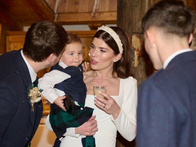 Le mariage de Dominic et Chloe à Bourg-Saint-Maurice, Savoie 55