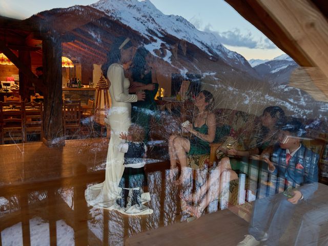Le mariage de Dominic et Chloe à Bourg-Saint-Maurice, Savoie 56