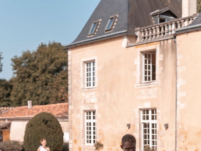 Le mariage de Quentin et Camille à Saint-Savinien, Charente Maritime 16