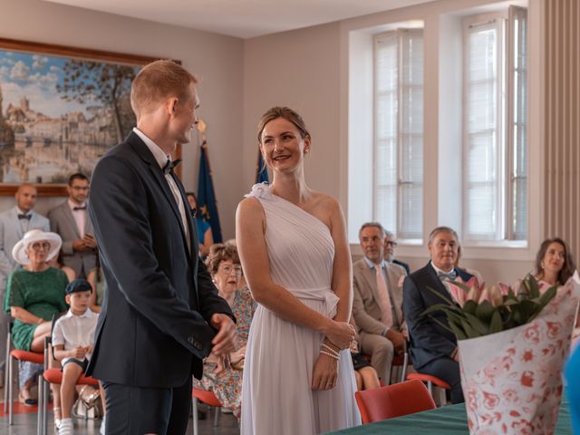 Le mariage de Quentin et Camille à Saint-Savinien, Charente Maritime 23