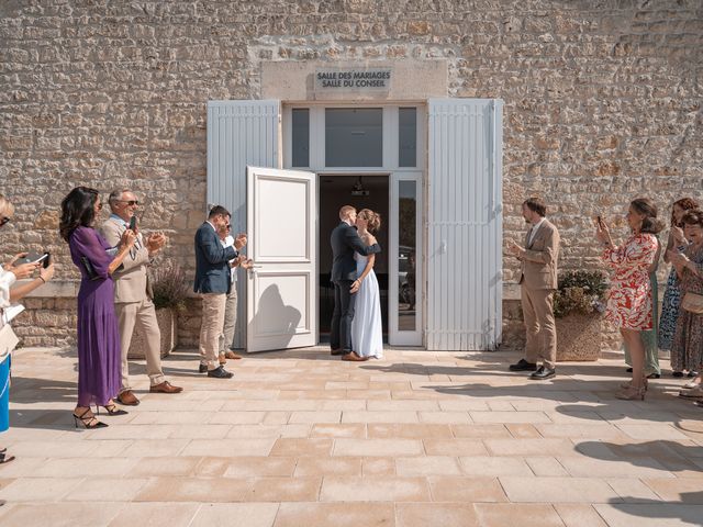 Le mariage de Quentin et Camille à Saint-Savinien, Charente Maritime 32