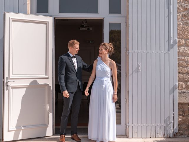 Le mariage de Quentin et Camille à Saint-Savinien, Charente Maritime 33