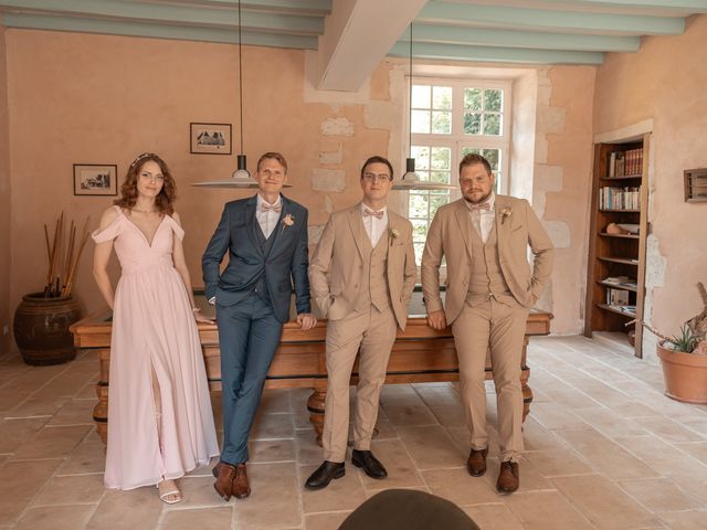 Le mariage de Quentin et Camille à Saint-Savinien, Charente Maritime 66