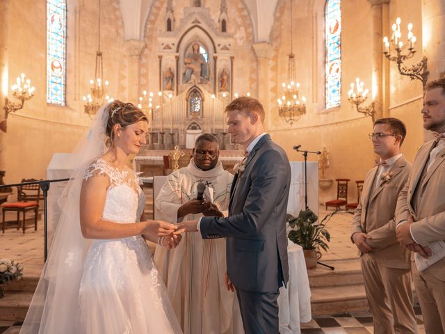 Le mariage de Quentin et Camille à Saint-Savinien, Charente Maritime 82