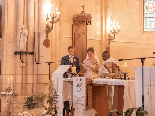 Le mariage de Quentin et Camille à Saint-Savinien, Charente Maritime 83