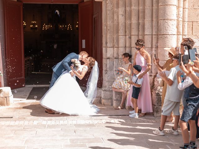 Le mariage de Quentin et Camille à Saint-Savinien, Charente Maritime 94