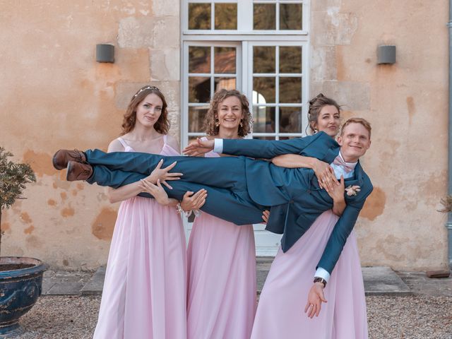 Le mariage de Quentin et Camille à Saint-Savinien, Charente Maritime 100