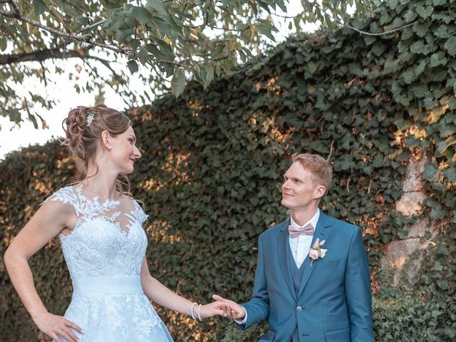 Le mariage de Quentin et Camille à Saint-Savinien, Charente Maritime 108
