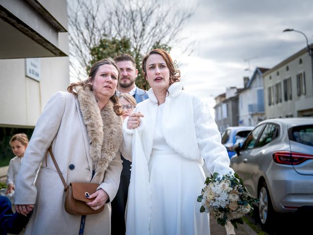 Le mariage de Adrien et Anne à Sainte-Bazeille, Lot-et-Garonne 17