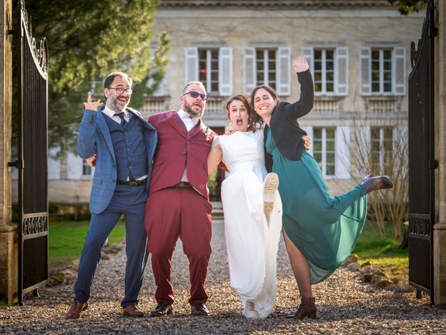 Le mariage de Adrien et Anne à Sainte-Bazeille, Lot-et-Garonne 37