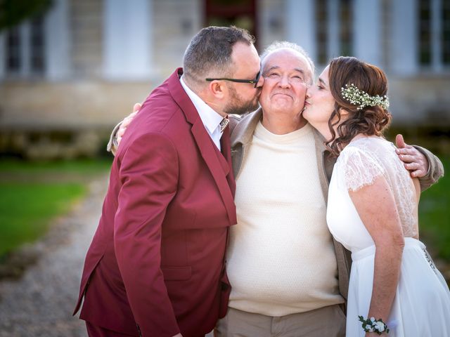 Le mariage de Adrien et Anne à Sainte-Bazeille, Lot-et-Garonne 41