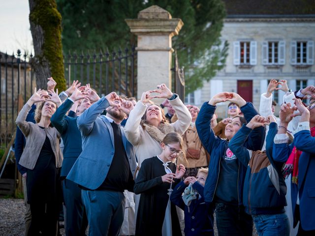 Le mariage de Adrien et Anne à Sainte-Bazeille, Lot-et-Garonne 43