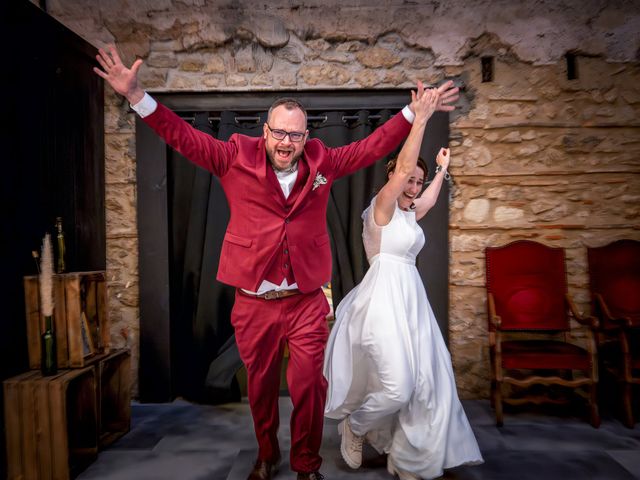 Le mariage de Adrien et Anne à Sainte-Bazeille, Lot-et-Garonne 54