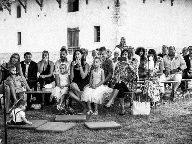 Le mariage de Cédric et Julie à Saint-André-sur-Vieux-Jonc, Ain 30