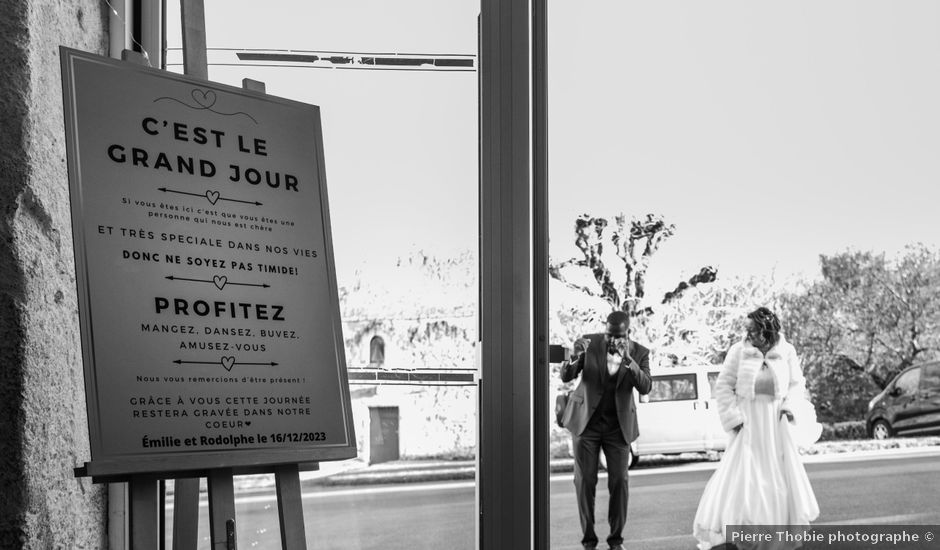 Le mariage de Emilie et Rodolphe à Les Landes-Génusson, Vendée