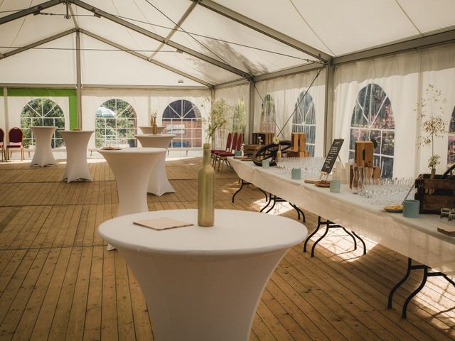 Le mariage de Florent et Laetitia à Dambelin, Doubs 33