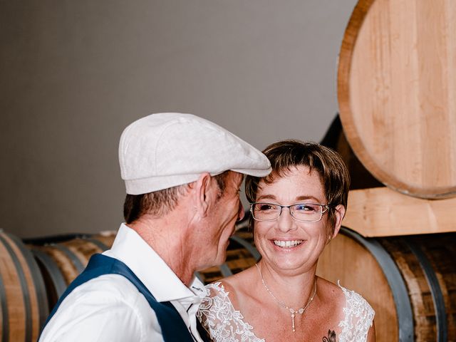 Le mariage de Richard et Nadia à Cherves Richemont, Charente 6