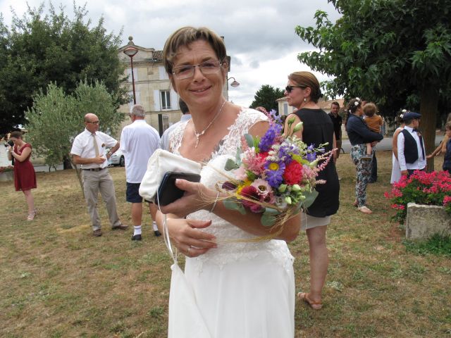 Le mariage de Richard et Nadia à Cherves Richemont, Charente 20