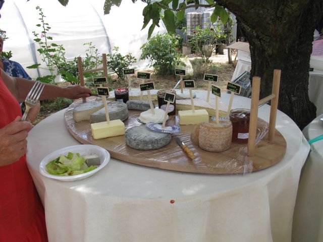 Le mariage de Richard et Nadia à Cherves Richemont, Charente 28