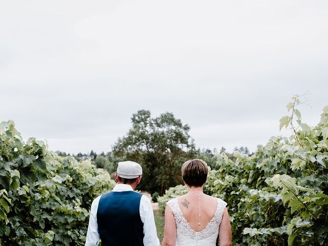 Le mariage de Richard et Nadia à Cherves Richemont, Charente 46