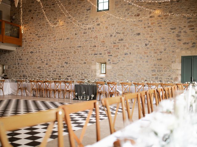 Le mariage de Benjamin et Montserrat à Aimargues, Gard 34
